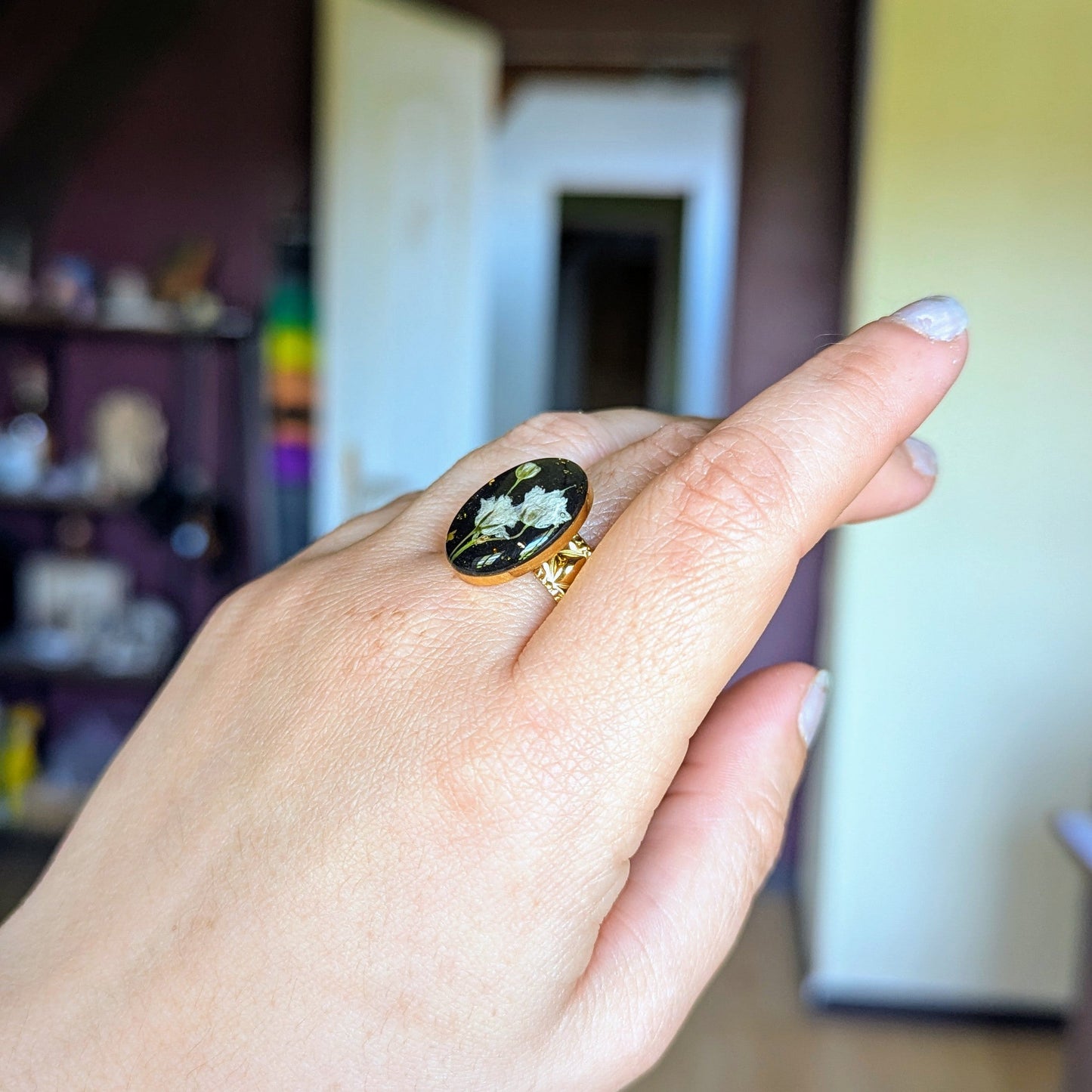 bague ovale gypsophile blanc noir