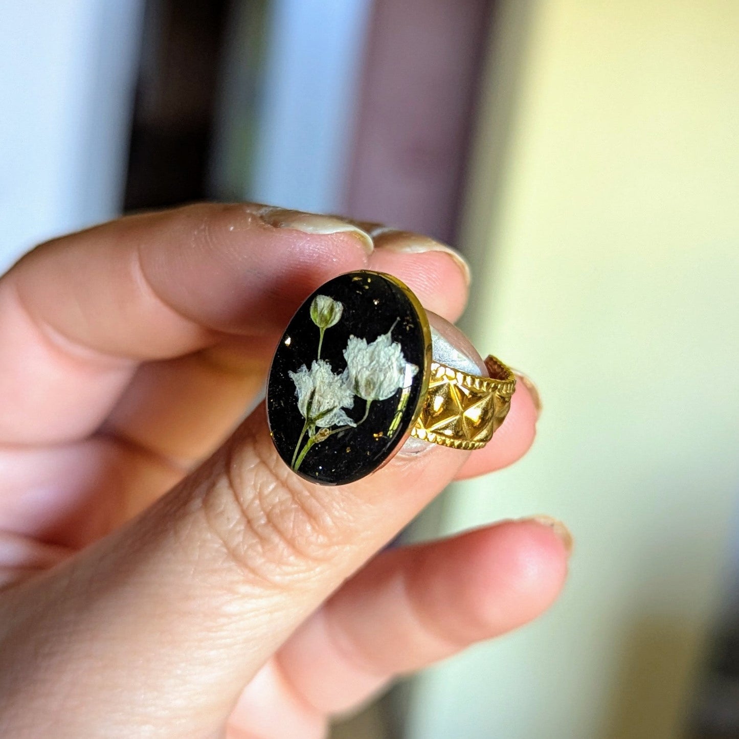 bague ovale gypsophile blanc noir