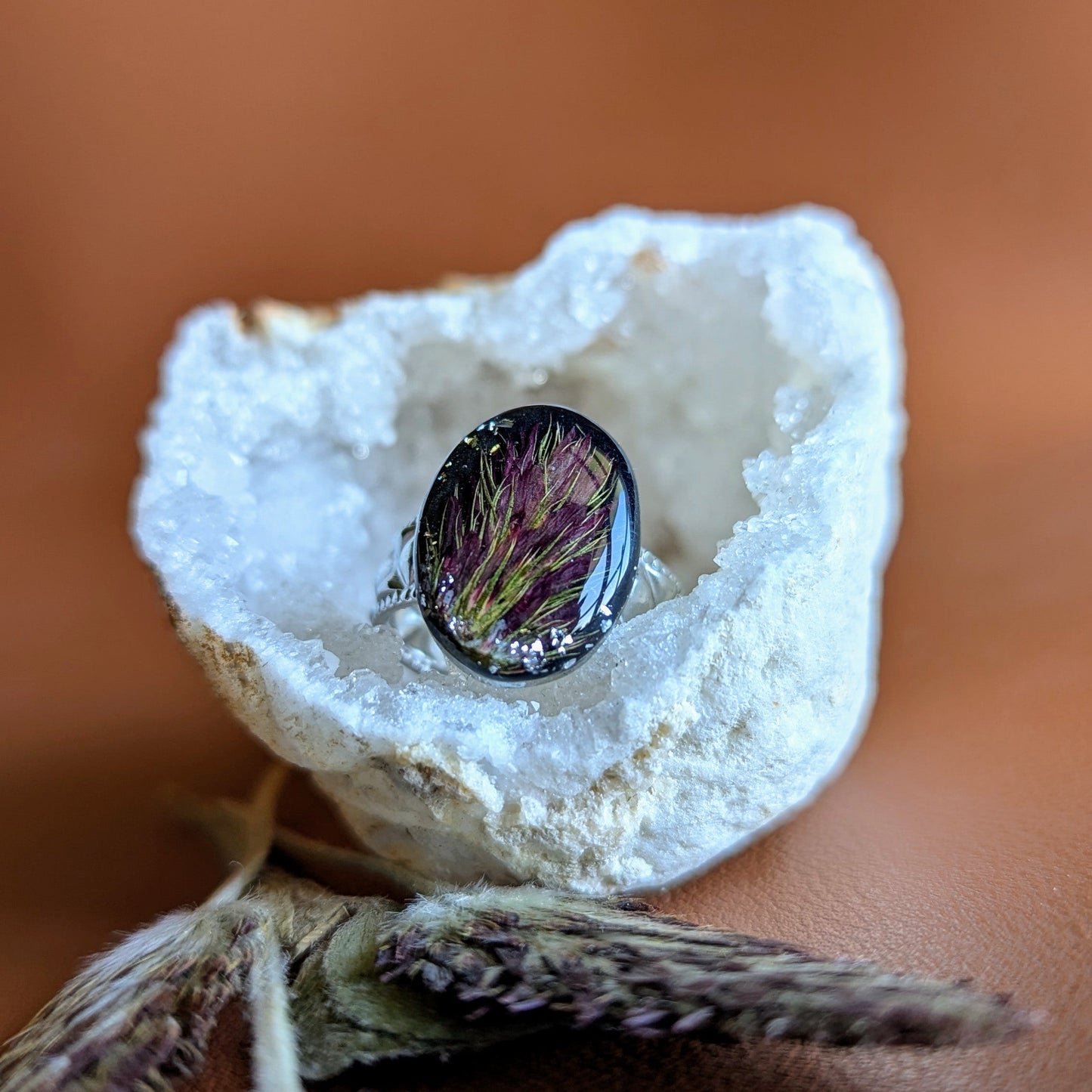 bague trèfle incarnat fleur séchée