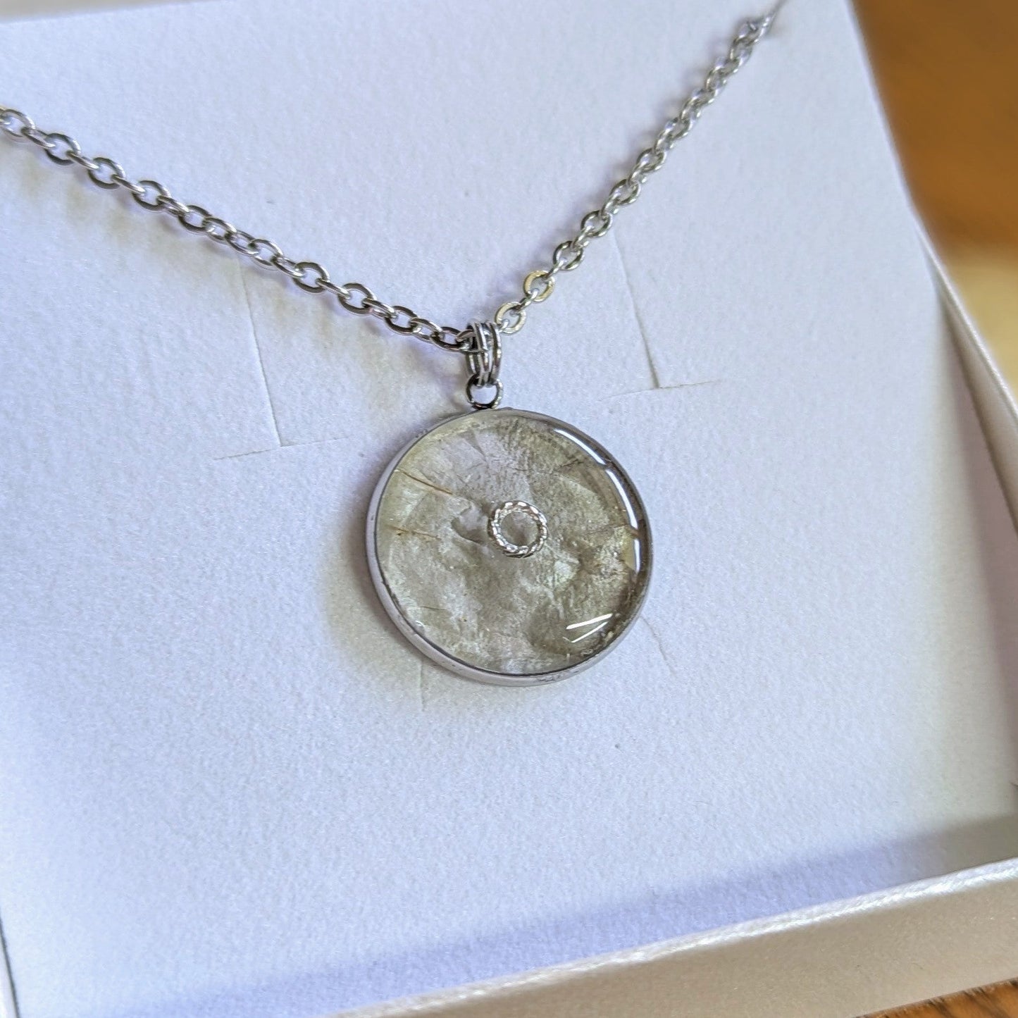 collier monnaie du pape