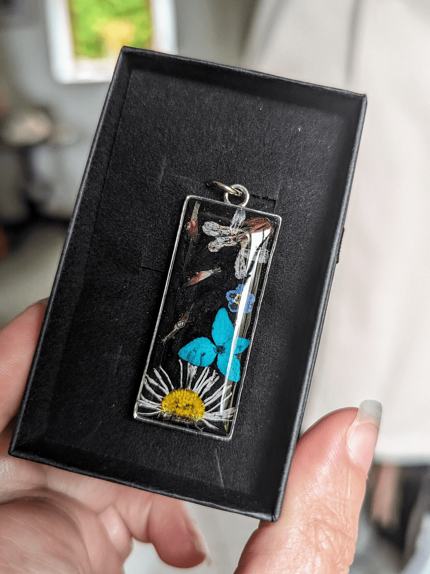 Empreintes Eternelles Porte-clés N°2 Porte-clés en résine et fleurs séchées