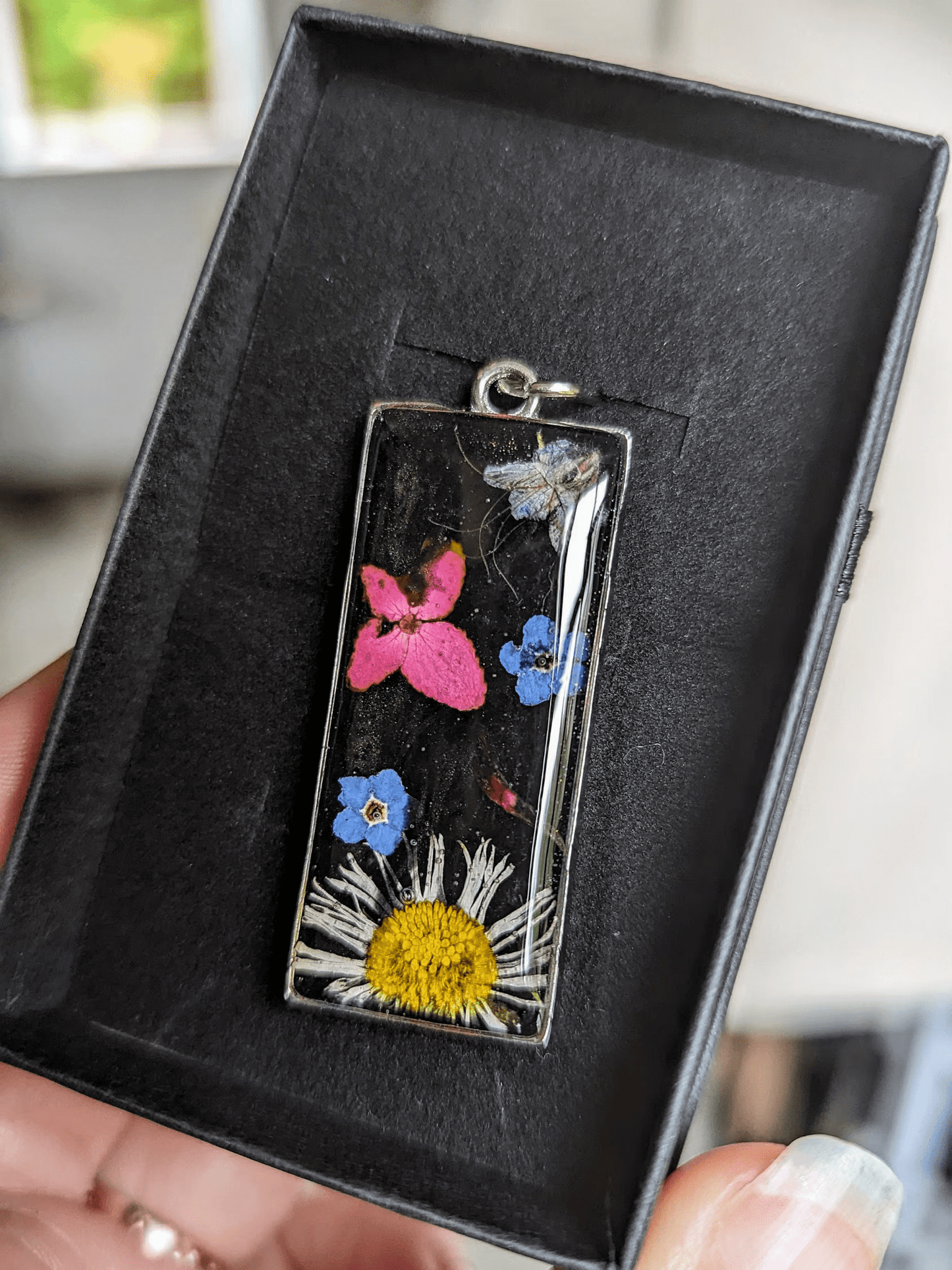 Empreintes Eternelles Porte-clés N°6 Porte-clés en résine et fleurs séchées