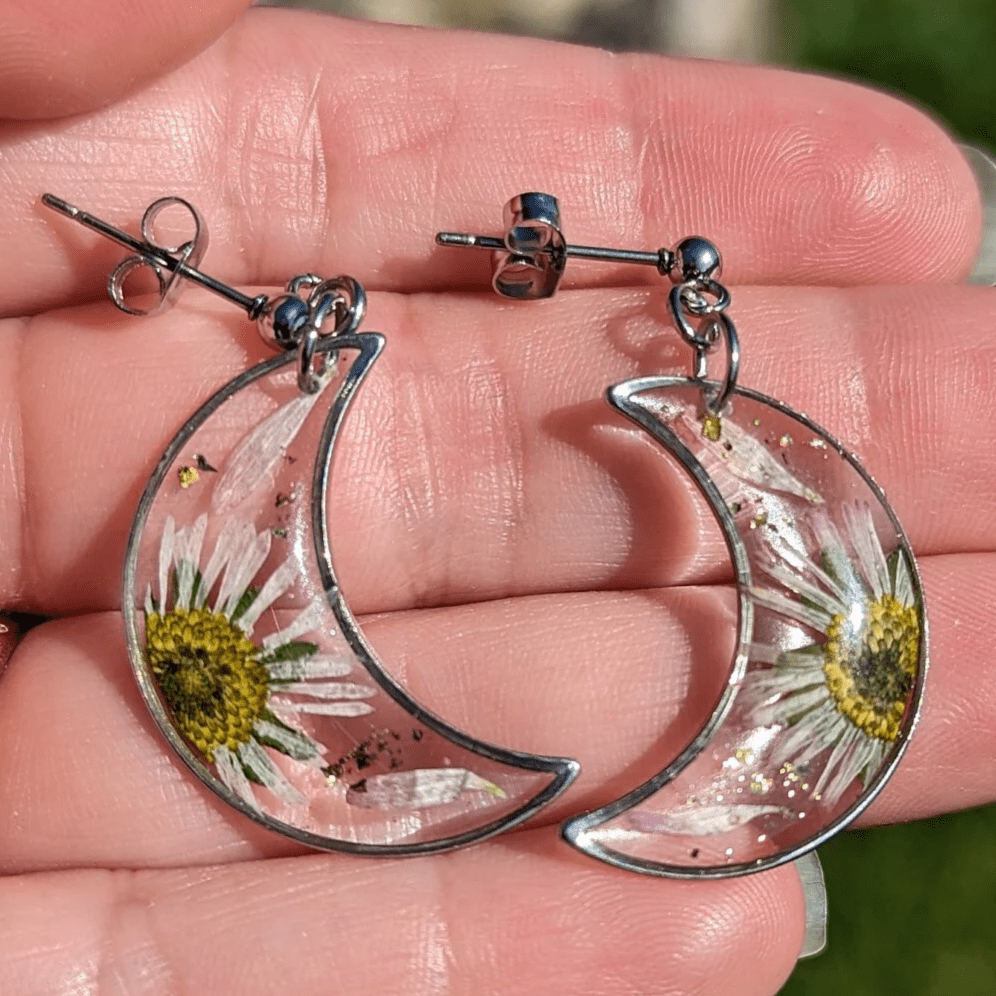 Étreinte Éternelle Boucles d'oreilles Argent Boucles d'oreilles lunes & pâquerettes