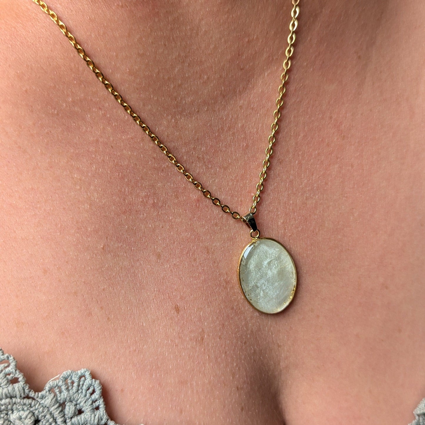 Étreinte Éternelle Colliers Collier Monnaie du pape