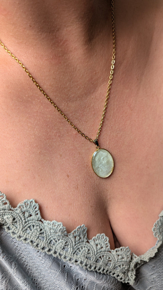 Étreinte Éternelle Colliers Collier Monnaie du pape