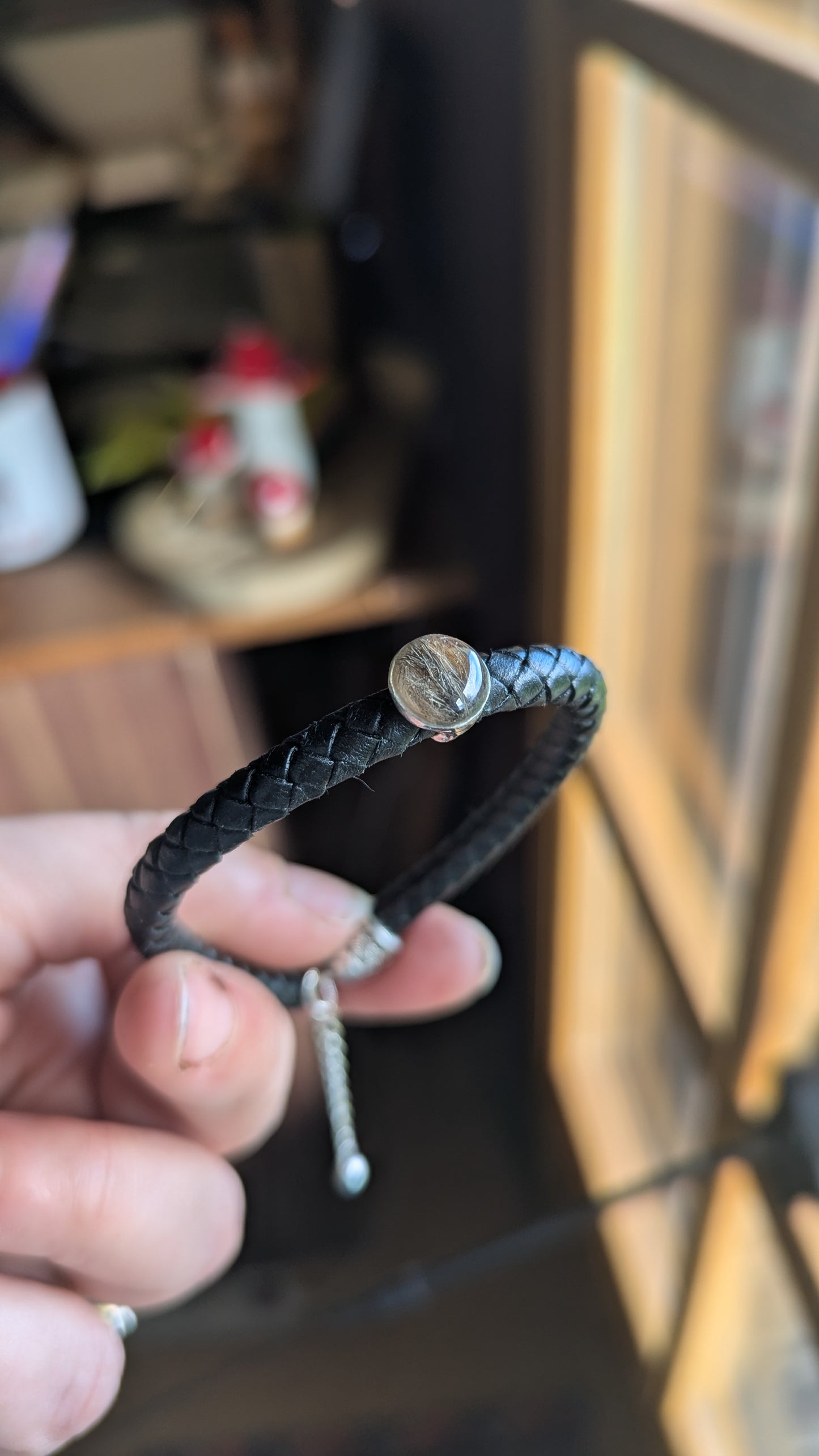 Bracelet "Memorys" cabochon fait main en argent & cuir tressé
