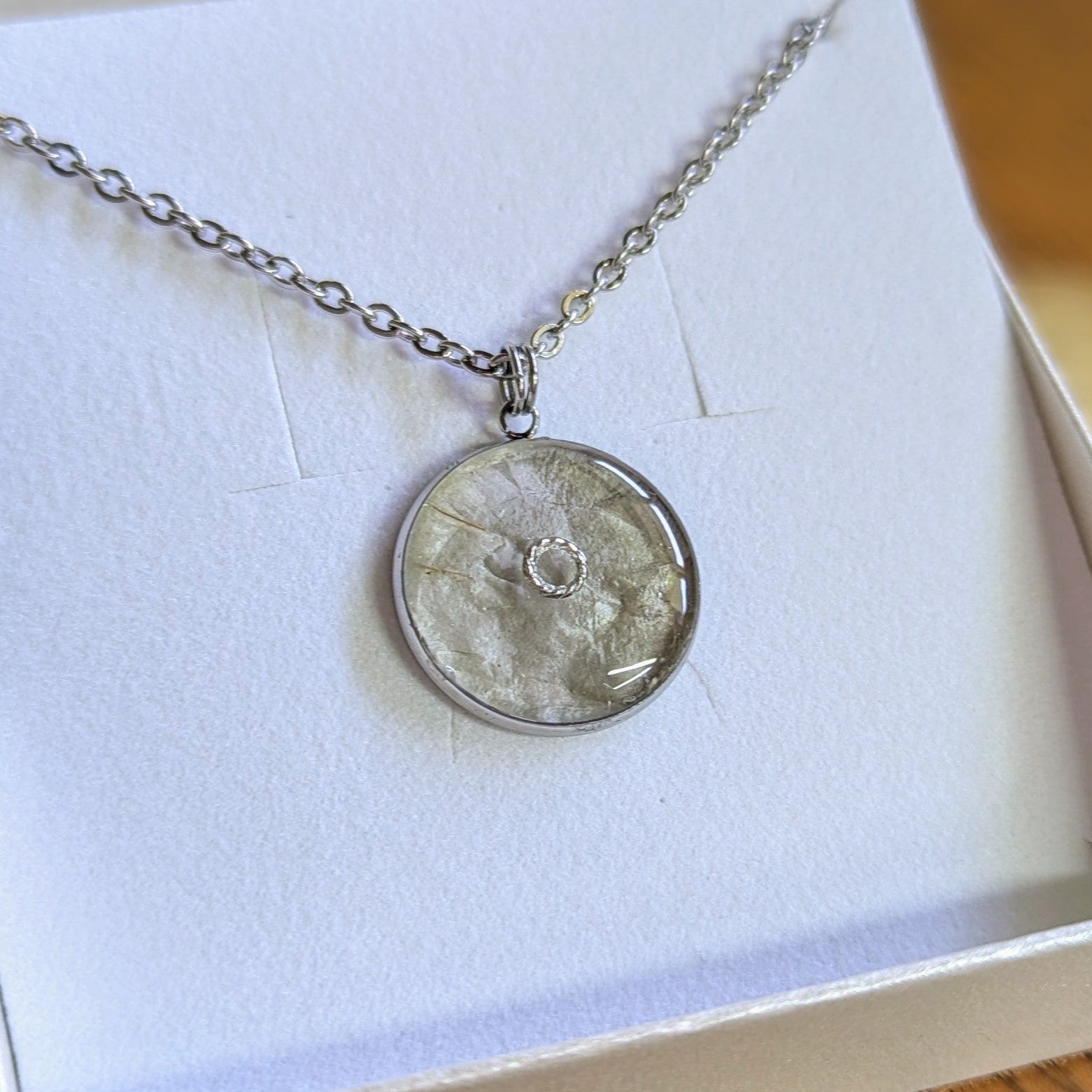 collier monnaie du pape
