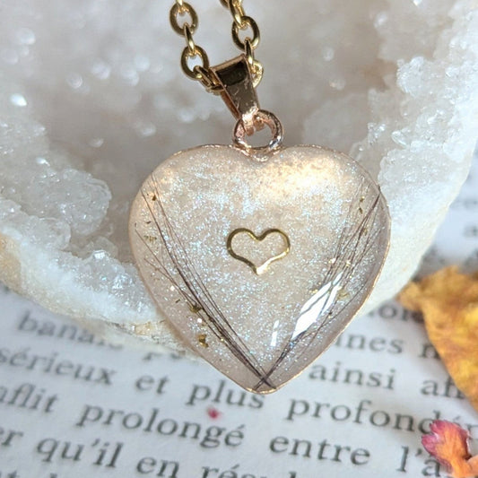 collier coeur souvenir poils animal cheveux crin