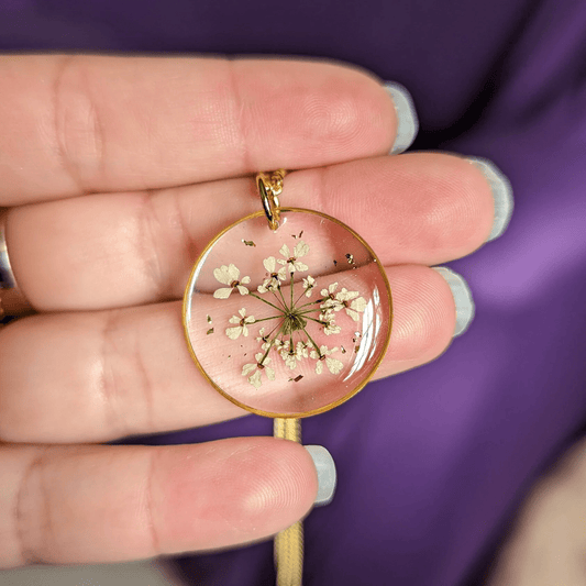 Empreintes Eternelles Colliers Or Collier transparent Cerfeuil commun