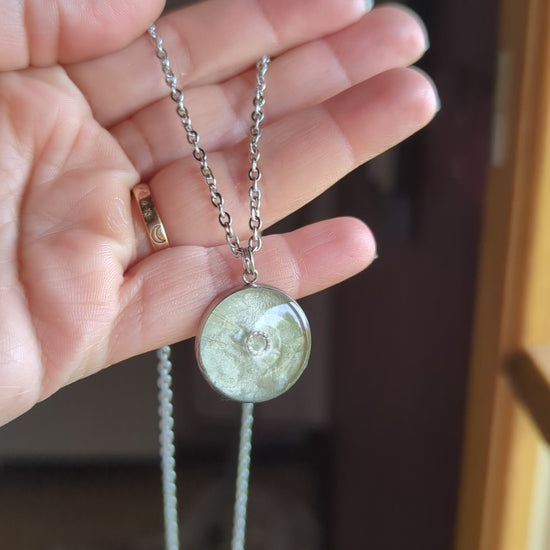 collier monnaie du pape