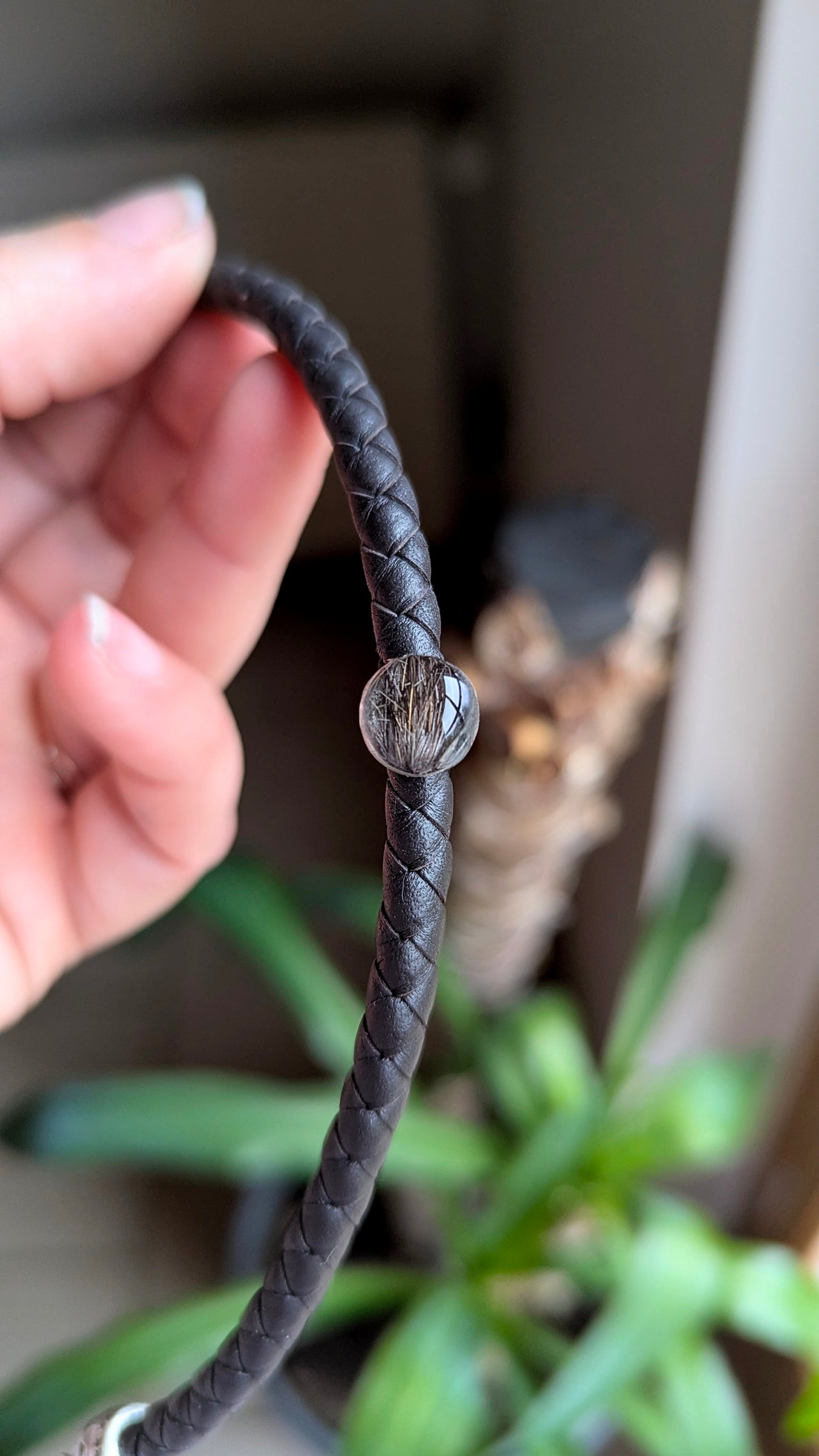 Bracelet "Memorys" cabochon fait main en argent & cuir tressé