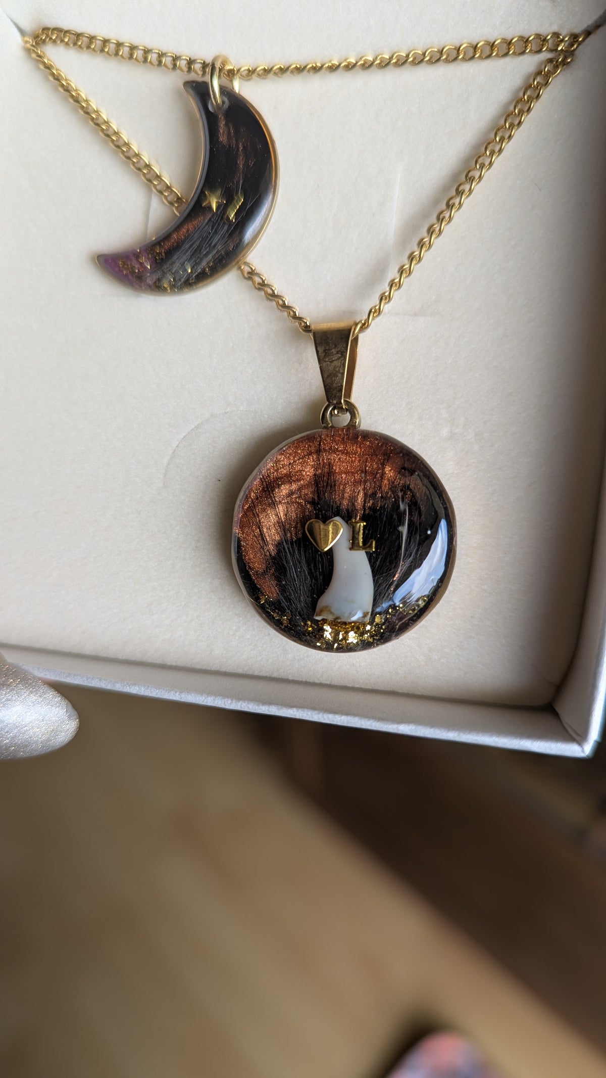 Collier souvenir réversible L'intuitif en acier inox ou or laminé 14k avec poils et cendres d'animal — vue 21