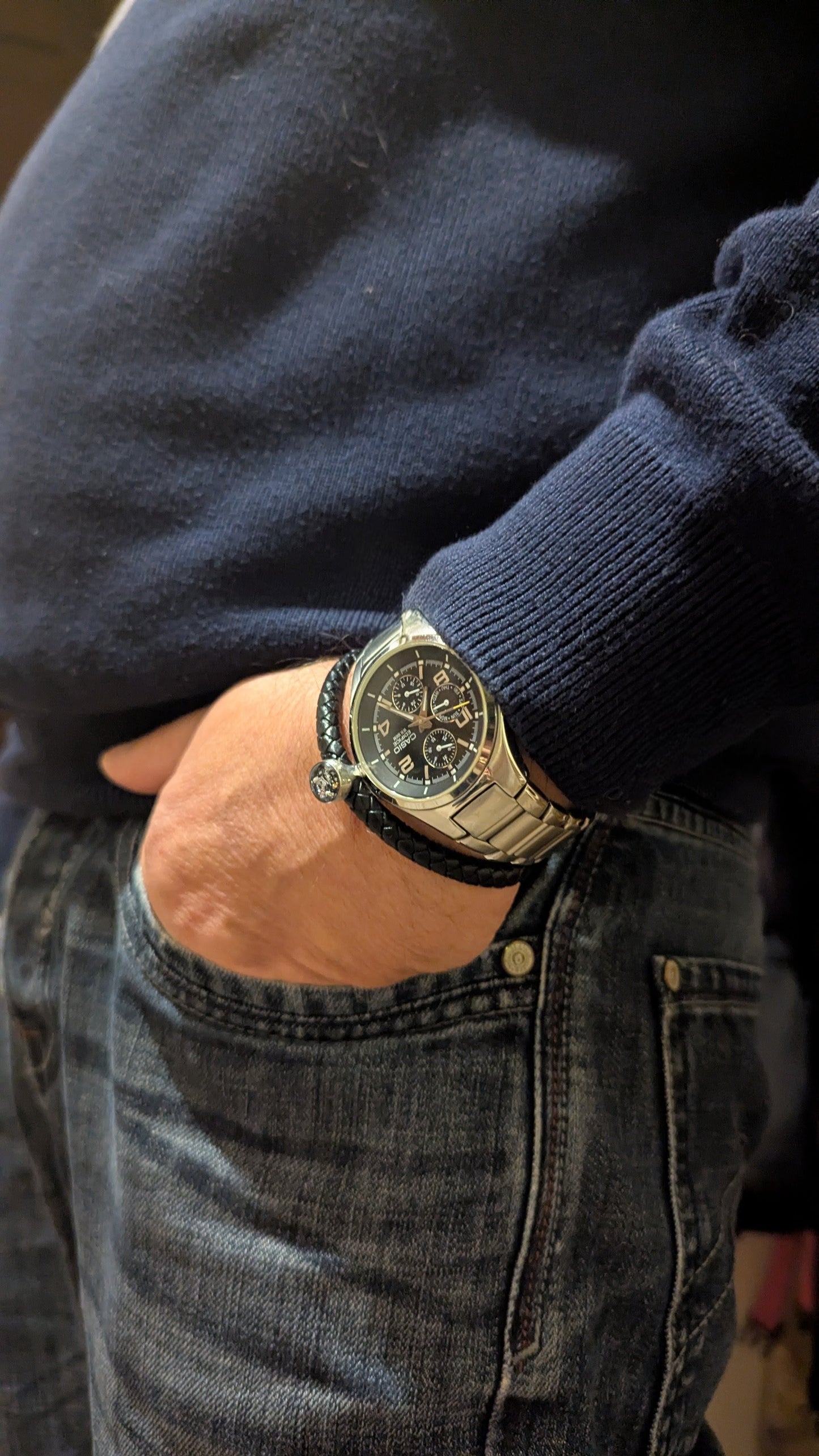 Bracelet "Cosmos" homme fait main en cuir tressé avec cendres animaux