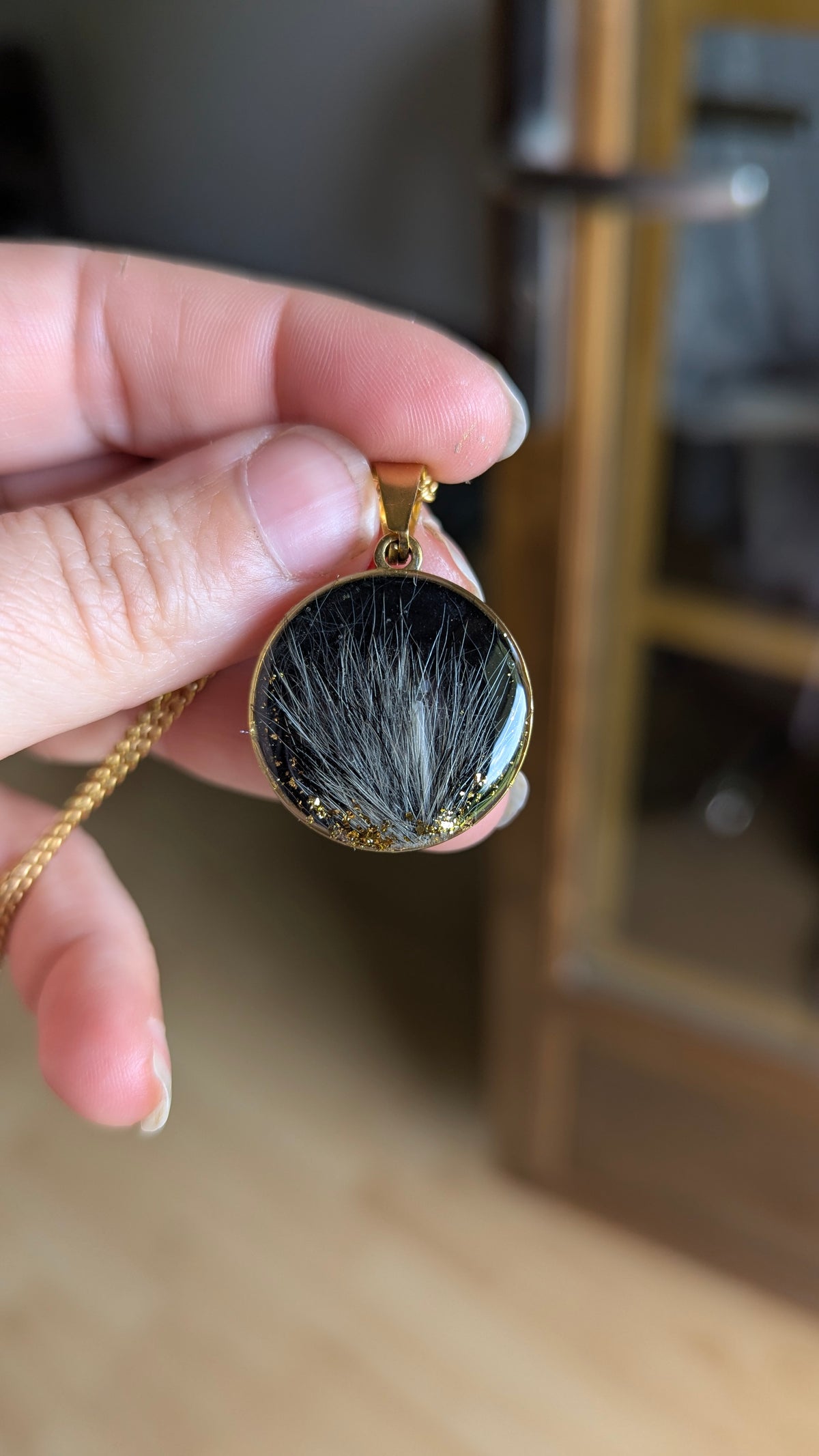 Collier souvenir poils et cendres animal "L'intuitif" - Acier inox ou or laminé 14k